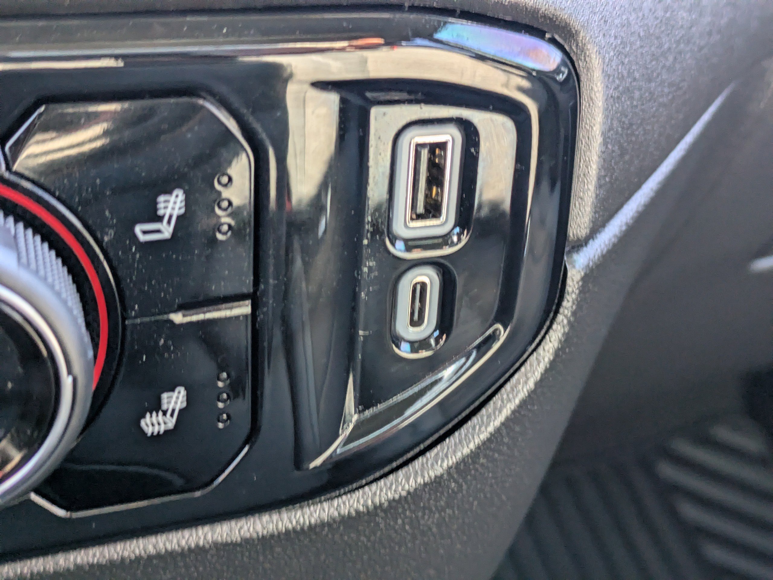 Used 2025 Chevrolet Silverado 2500 LT image 23