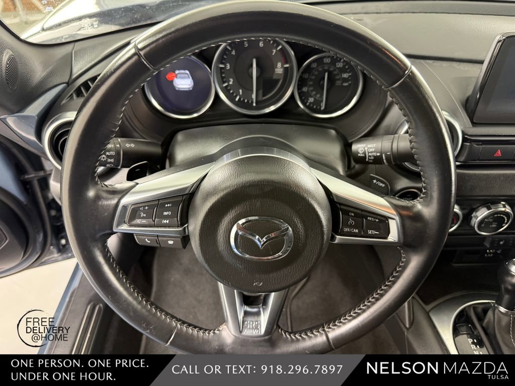 Used 2020 MAZDA MX-5 Miata Grand Touring w/ Appearance Package RWD image 24