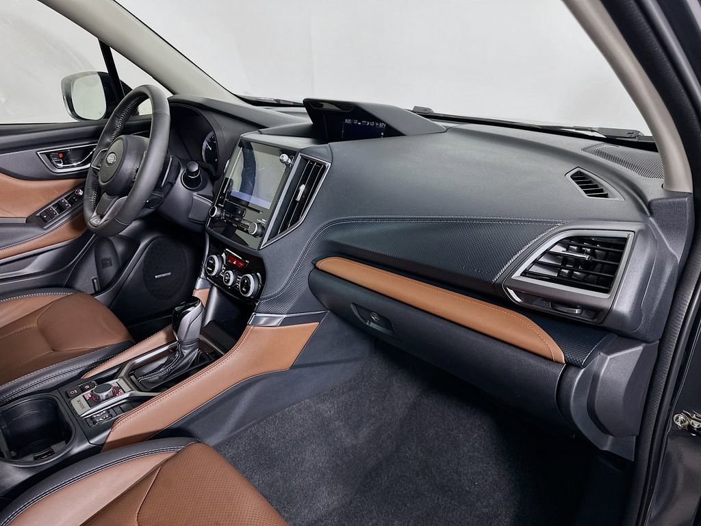 Used 2023 Subaru Forester Touring image 30