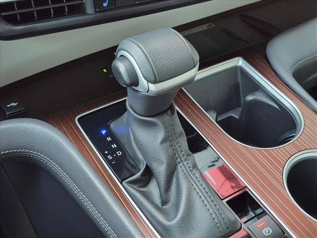Certified 2023 Toyota Sienna XLE w/ XLE Plus Package FWD image 12