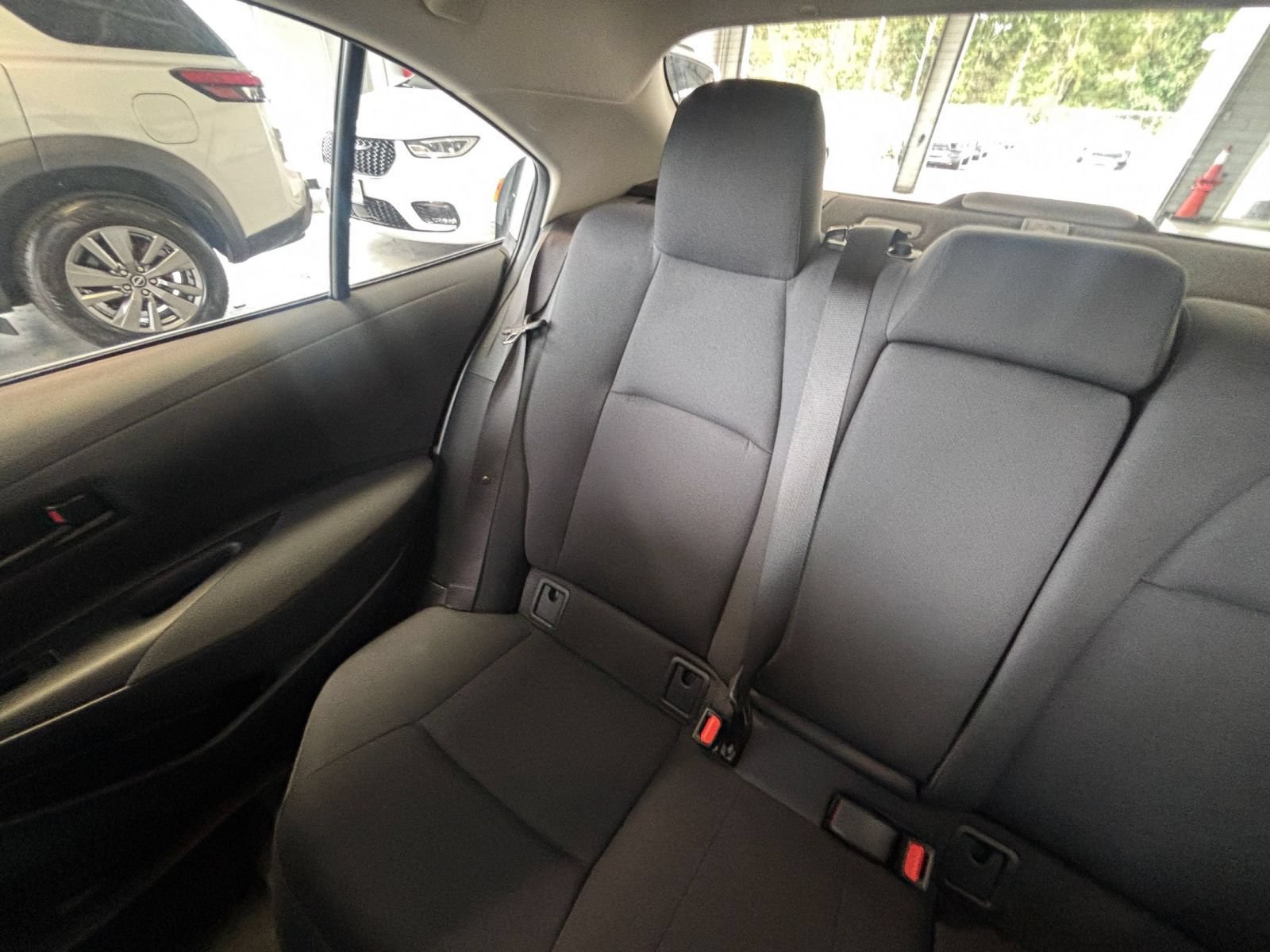 Used 2025 Toyota Corolla LE FWD image 37