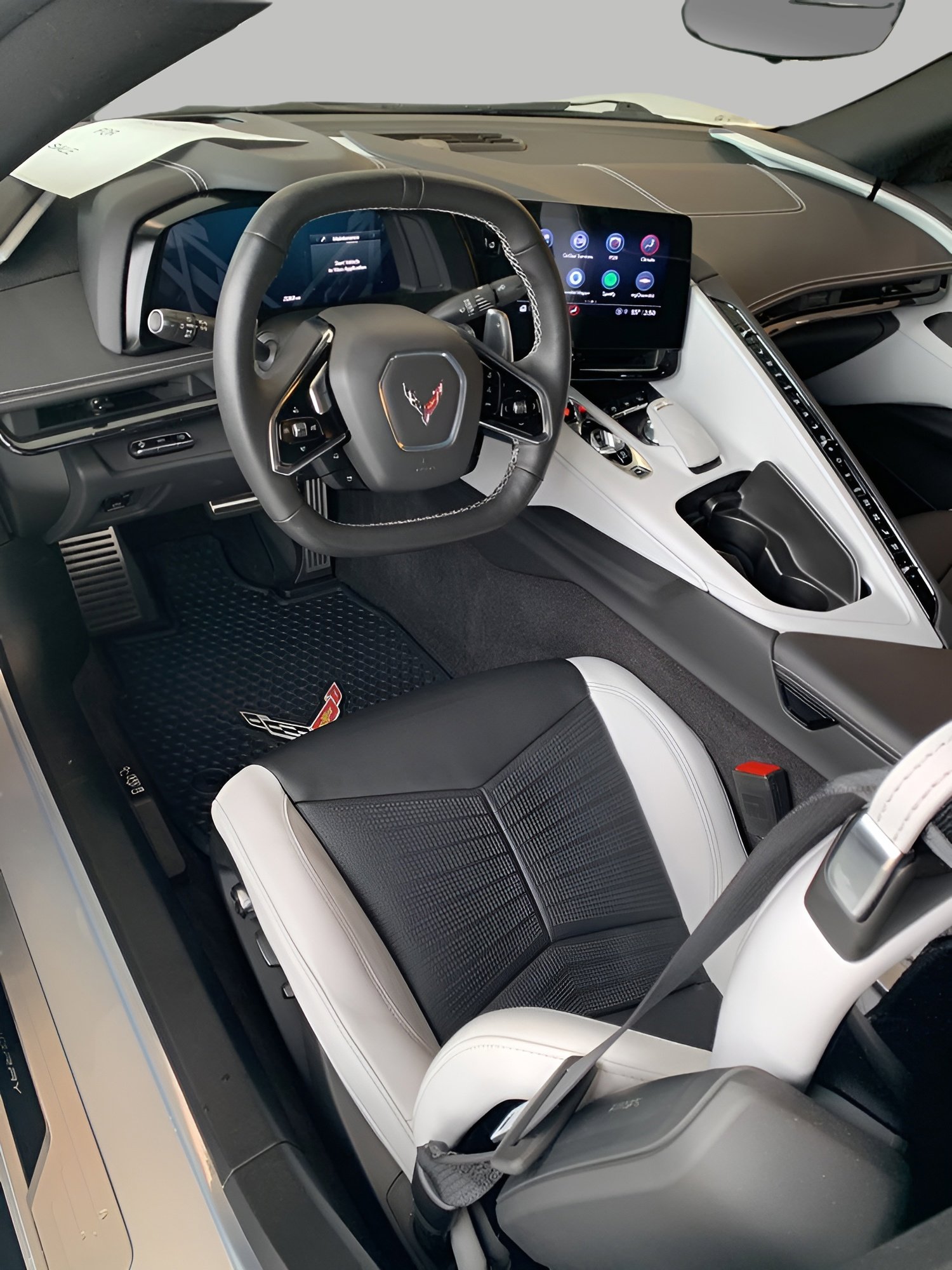 Used 2023 Chevrolet Corvette Stingray Preferred Cpe w/ Z51 Performance Package image 14