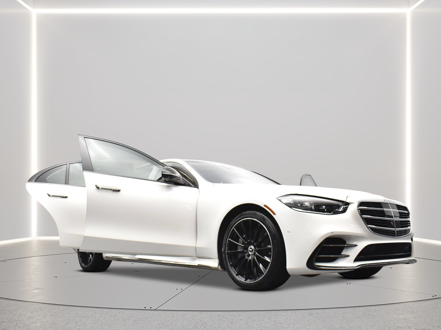 Used 2023 Mercedes-Benz S 500 4MATIC image 11