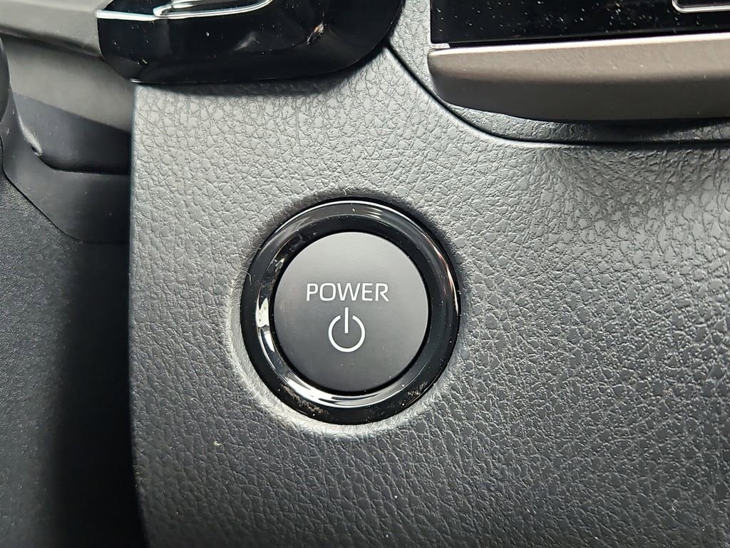New 2026 Toyota Camry Hybrid AWD/4WD image 15
