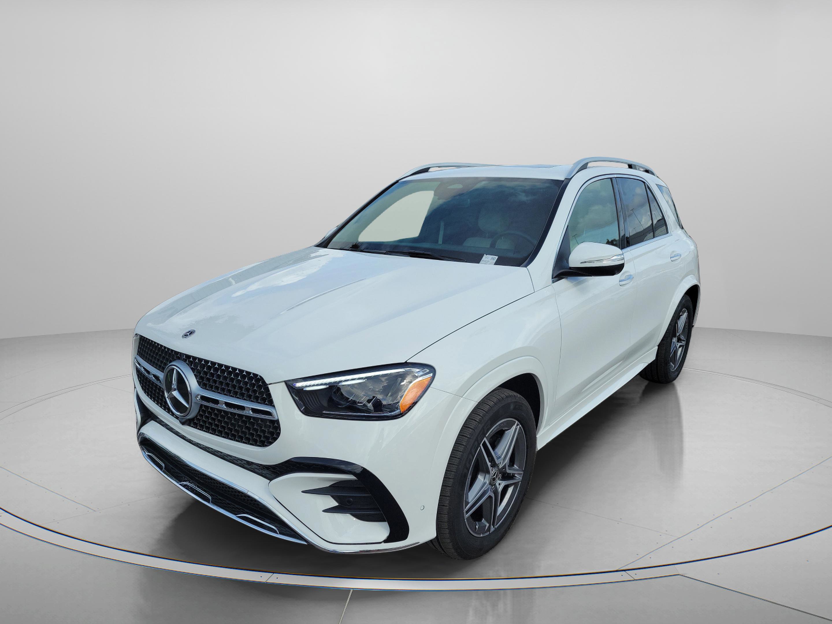 Certified 2026 Mercedes-Benz GLE 580 4MATIC image 2