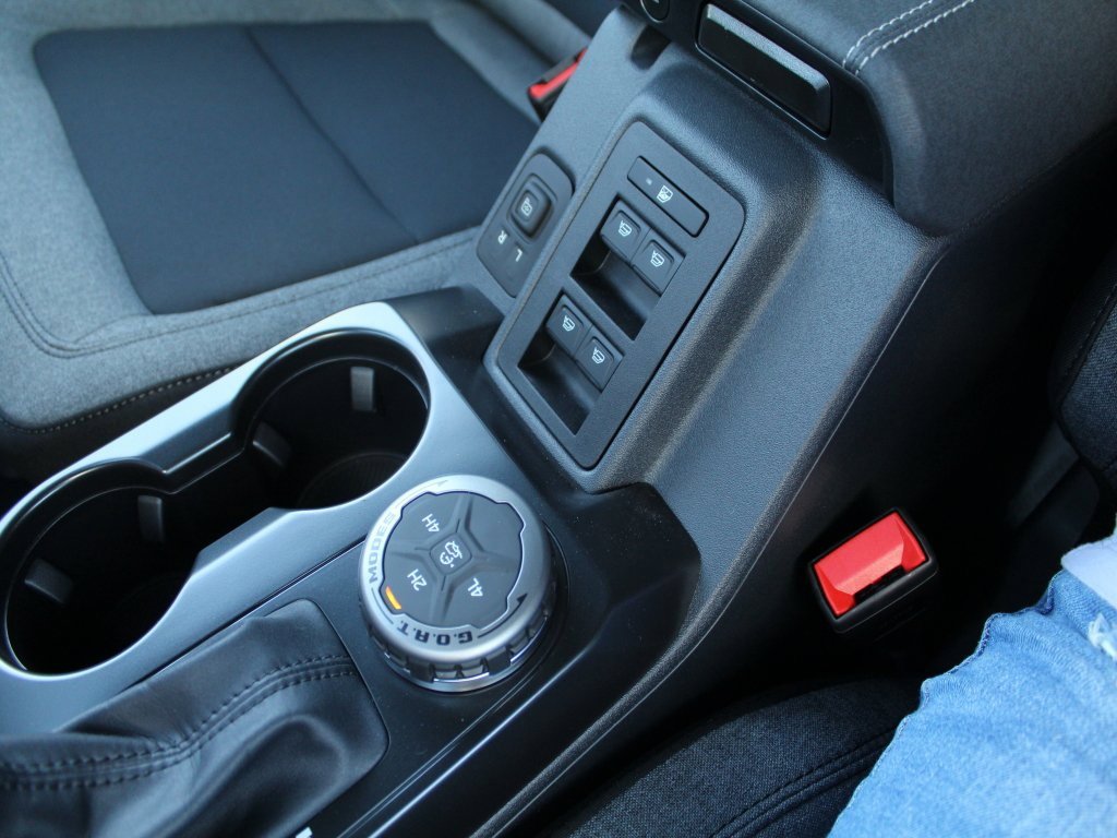 New 2025 Ford Bronco Base image 13