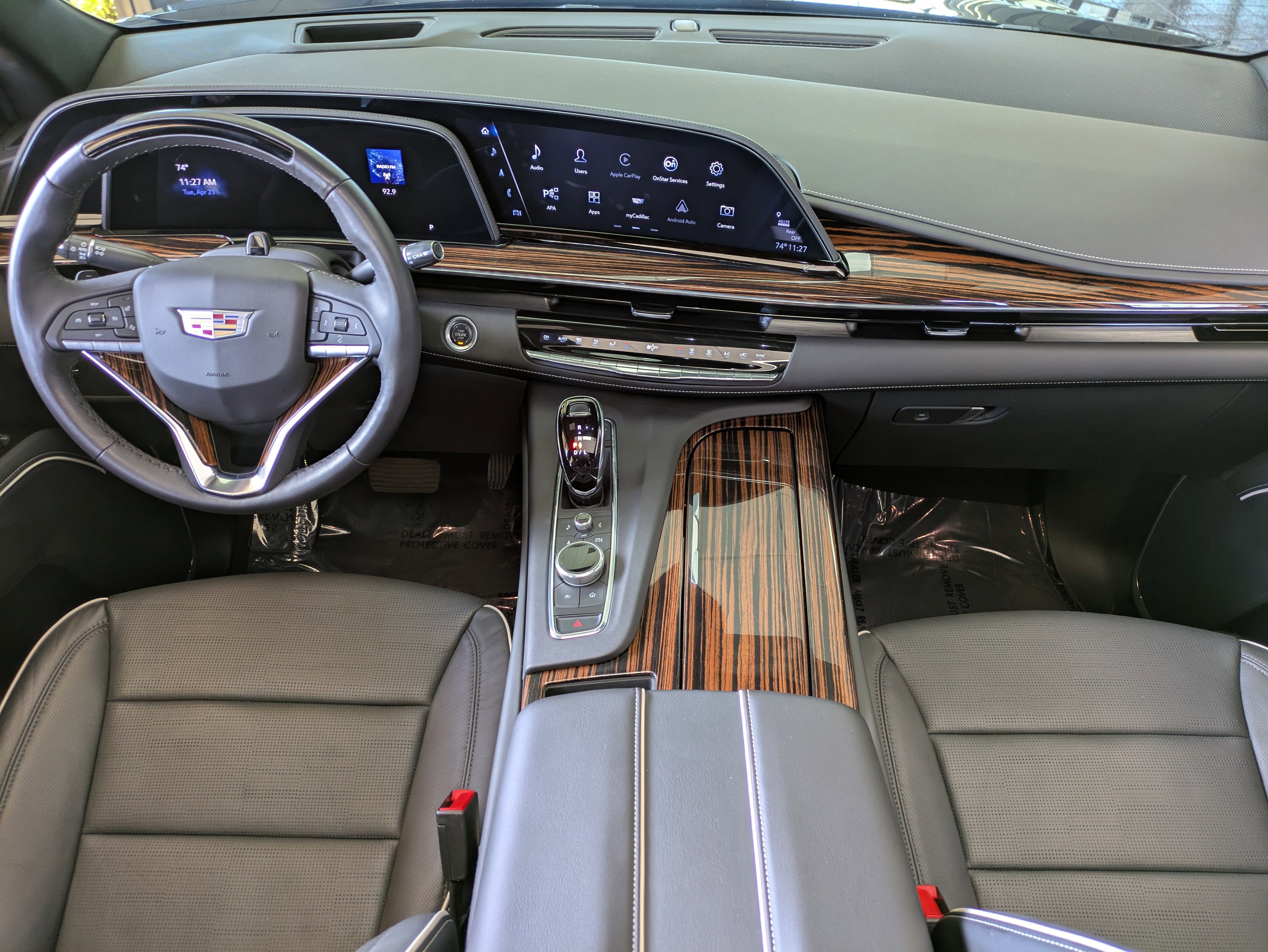 Certified 2024 Cadillac Escalade Premium Luxury AWD/4WD image 14