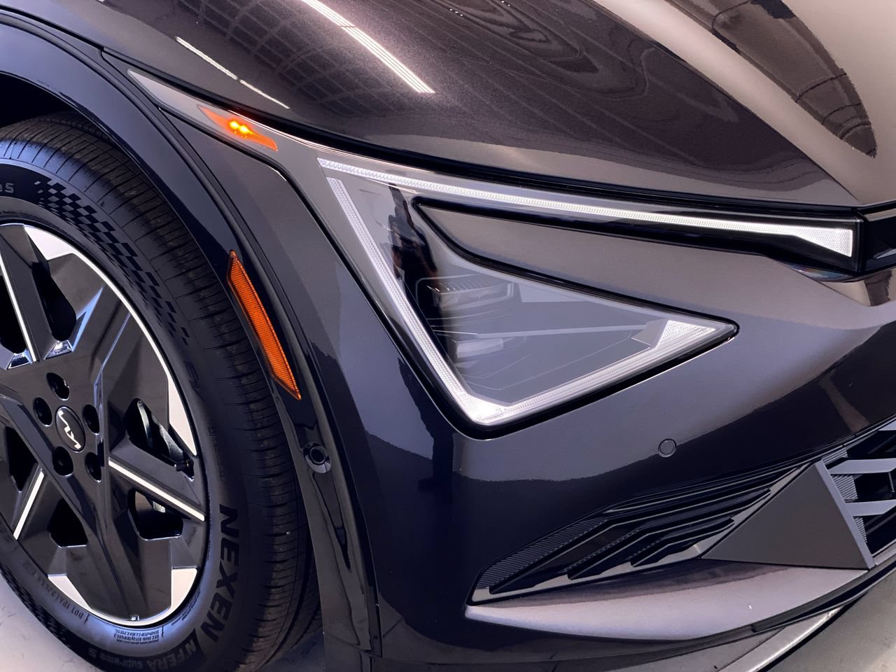 New 2026 Kia EV6 Wind RWD image 11