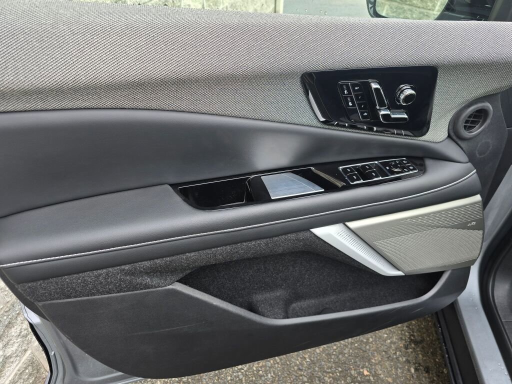 New 2026 Cadillac Optiq Sport 1 image 22