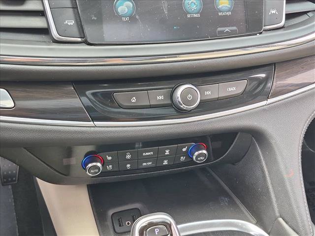 Used 2018 Buick Enclave Premium w/ Experience Buick Package FWD image 15