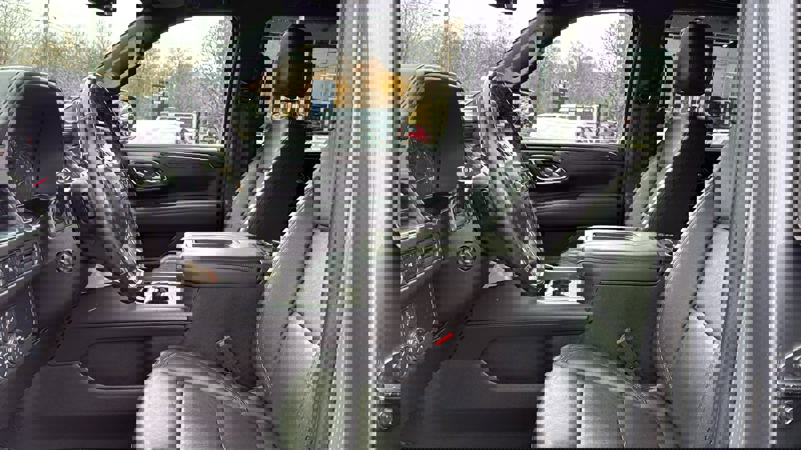 Used 2021 Chevrolet Tahoe LT w/ LT Signature Plus Package image 12