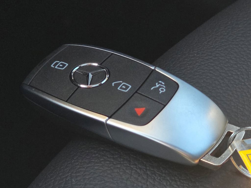 New 2026 Mercedes-Benz GLA 250 4MATIC image 37