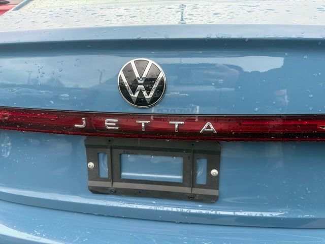Used 2025 Volkswagen Jetta S image 8