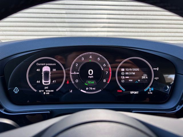New 2026 Porsche Cayenne E-Hybrid Coupe image 18