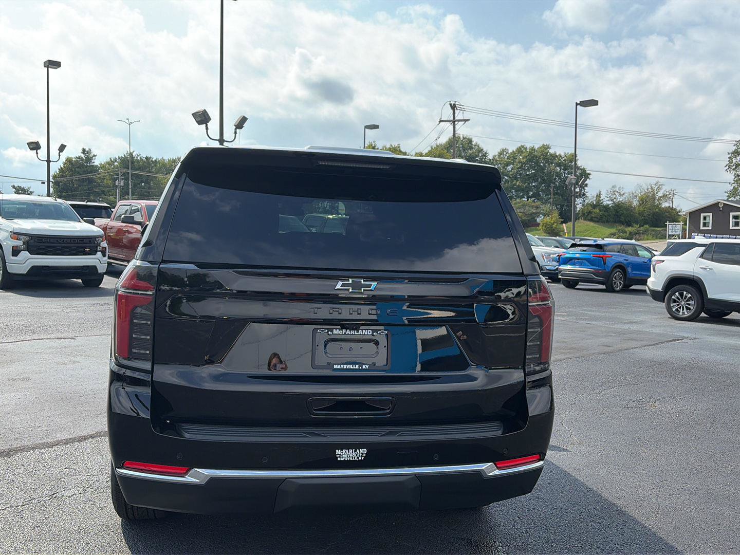 New 2026 Chevrolet Tahoe LS w/ LPO, Dark Essentials Package AWD/4WD image 4