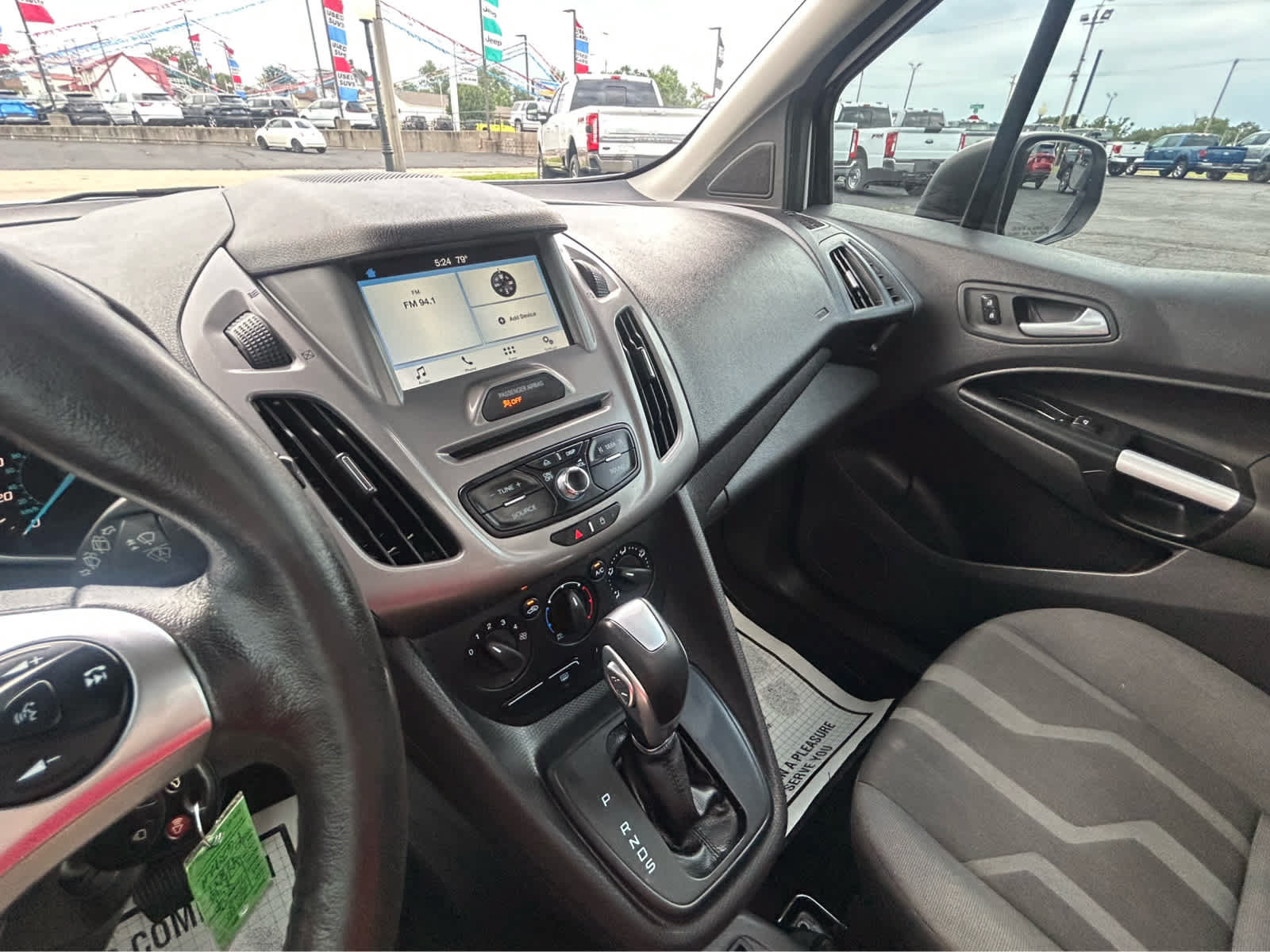 Used 2018 Ford Transit Connect XLT FWD image 27