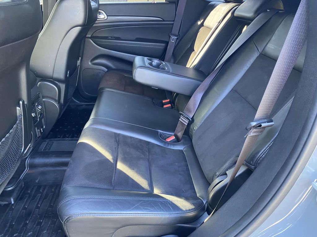 Used 2020 Jeep Grand Cherokee Altitude image 10