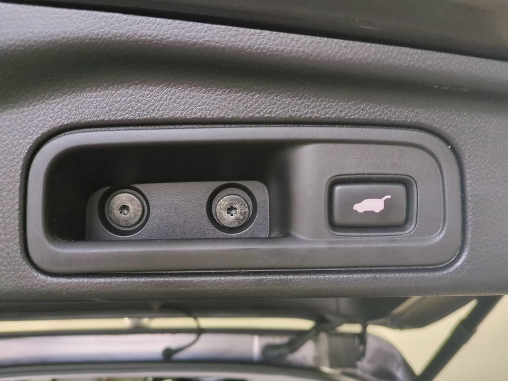 Used 2021 Honda Pilot Elite image 15