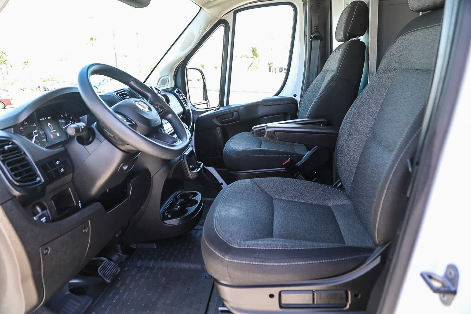 Used 2023 RAM ProMaster 3500 FWD image 17