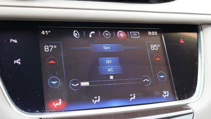 Used 2017 Cadillac XT5 Premium Luxury w/ Driver Assist Package FWD image 14