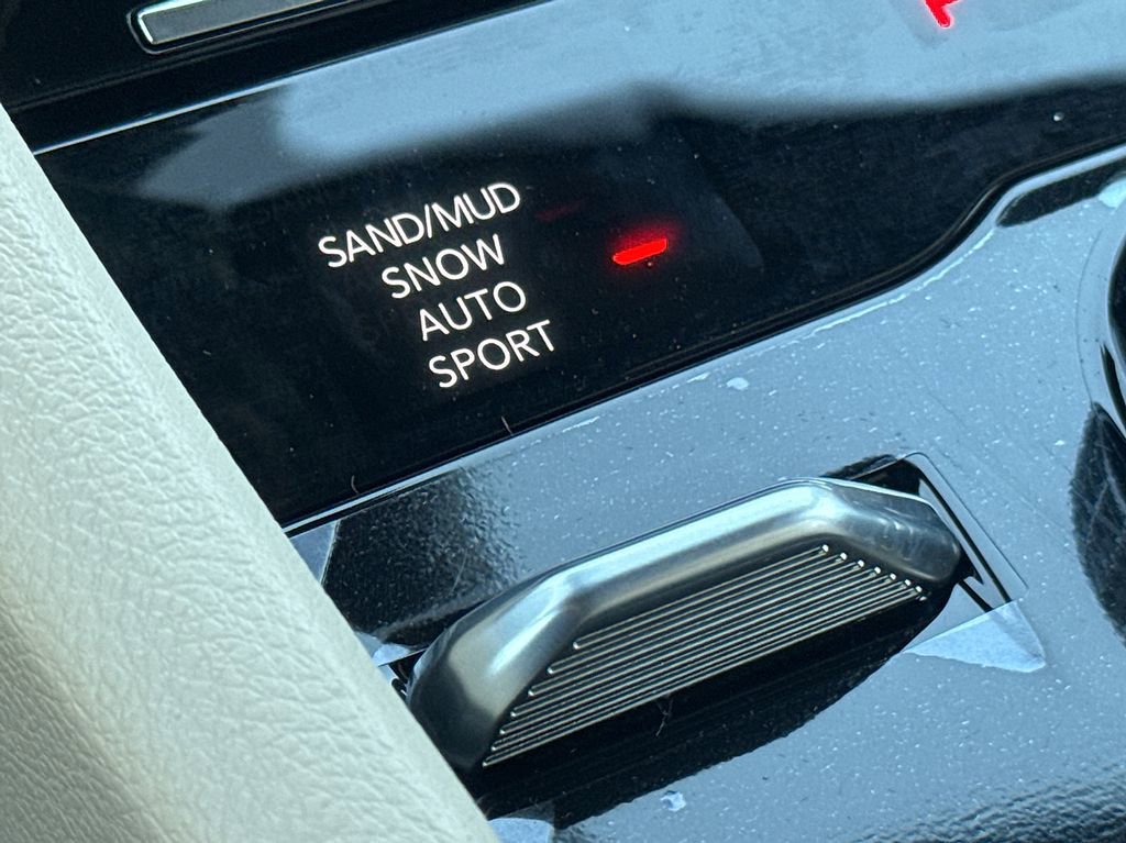 New 2026 Jeep Grand Cherokee L Limited AWD/4WD image 17