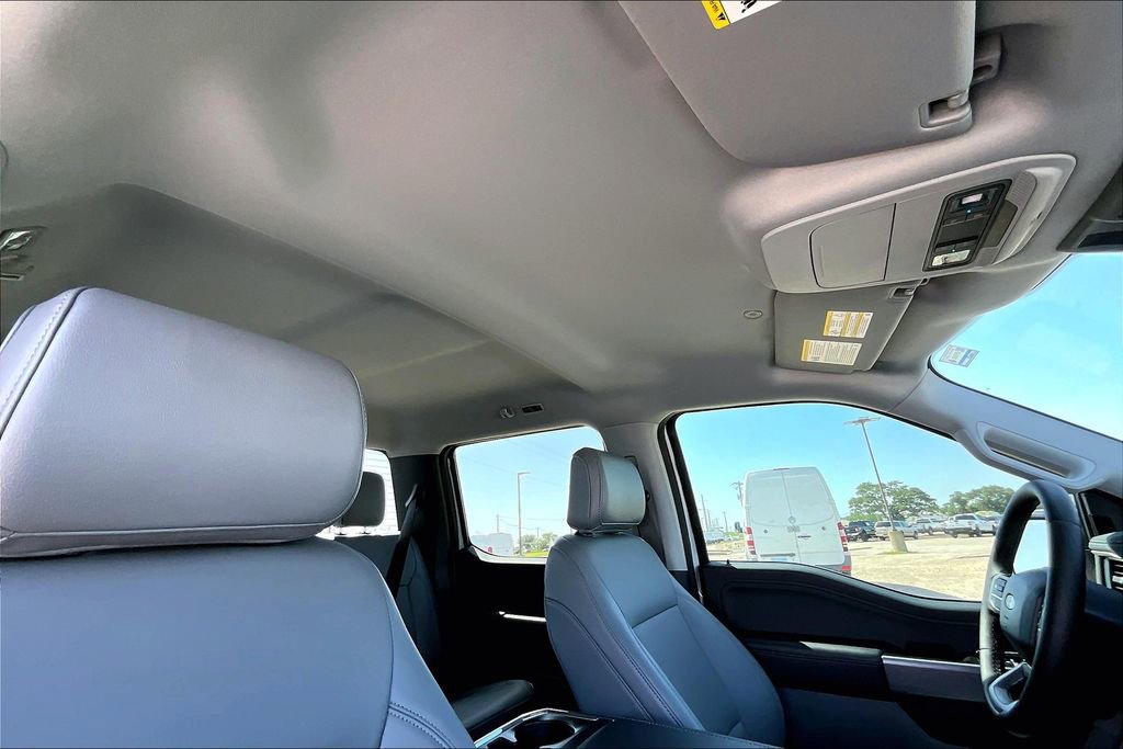 New 2025 Ford F150 Lightning Flash image 23