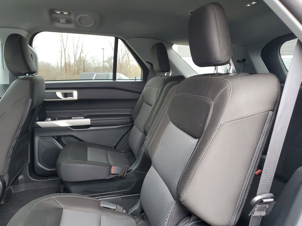 Certified 2023 Ford Explorer XLT w/ Class IV Trailer Tow Package image 10