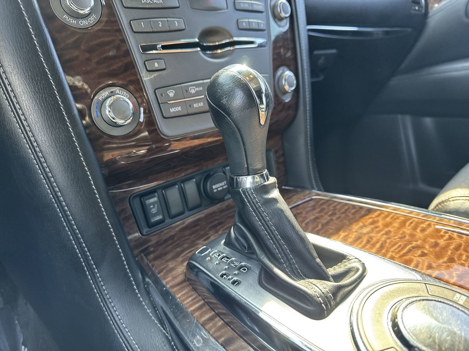 Used 2017 Nissan Armada SL w/ Moonroof Package image 24