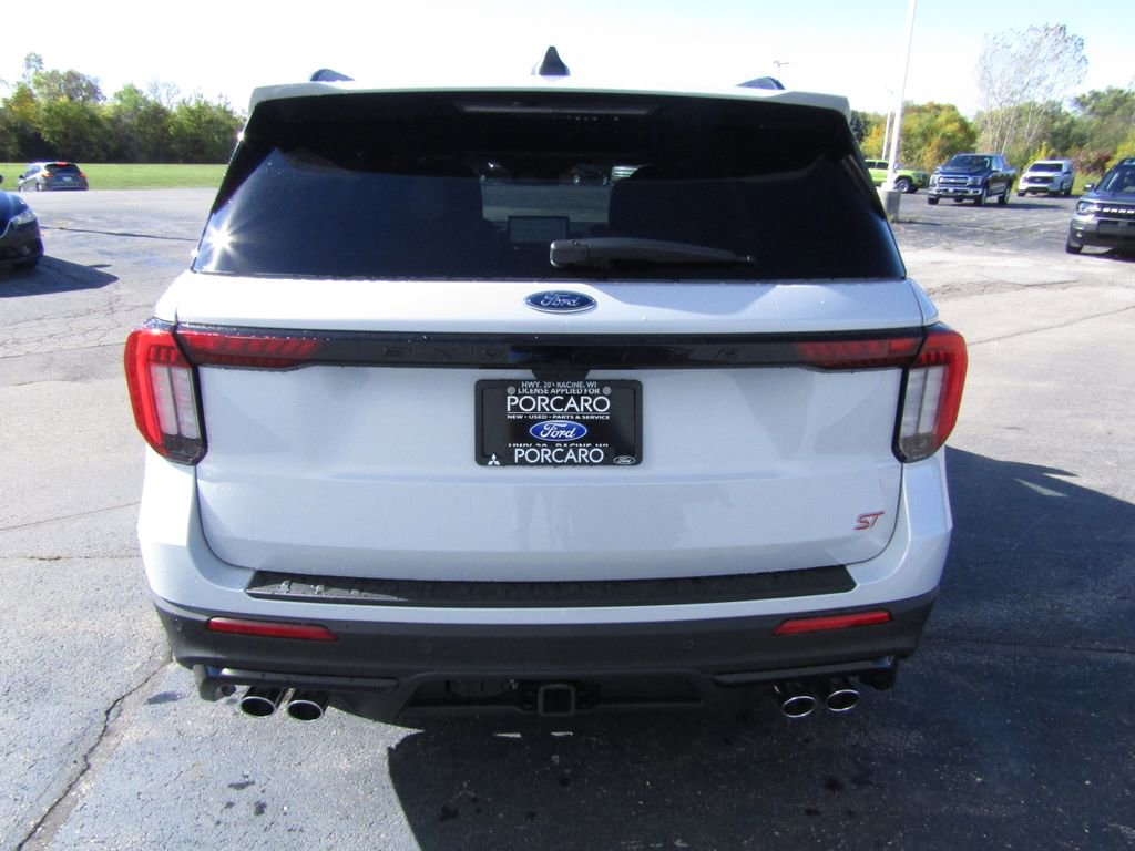 New 2026 Ford Explorer ST image 6
