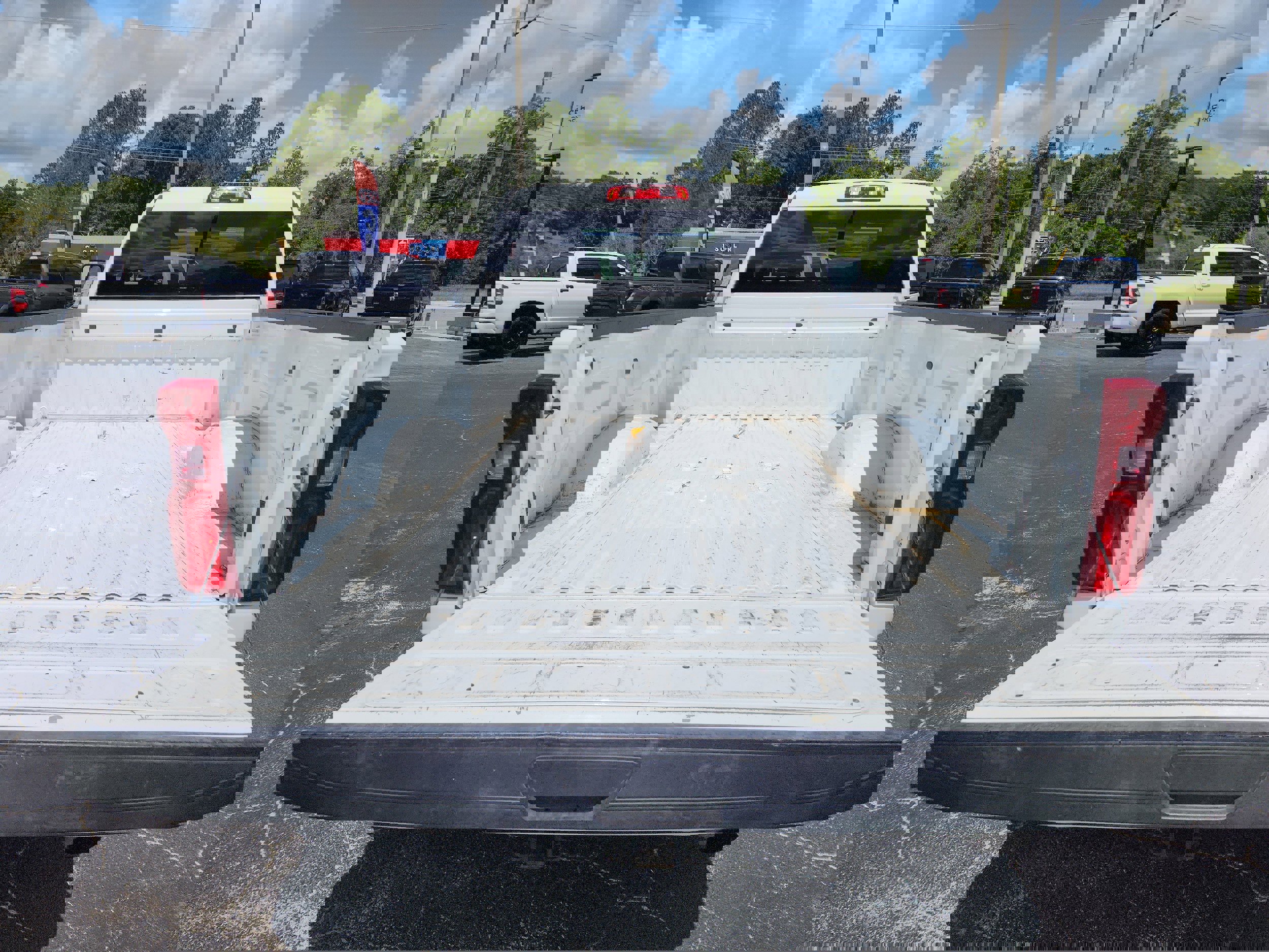 Used 2023 Chevrolet Silverado 3500 W/T image 9