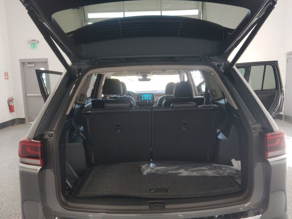 New 2026 Volkswagen Atlas SEL Premium R-Line image 23