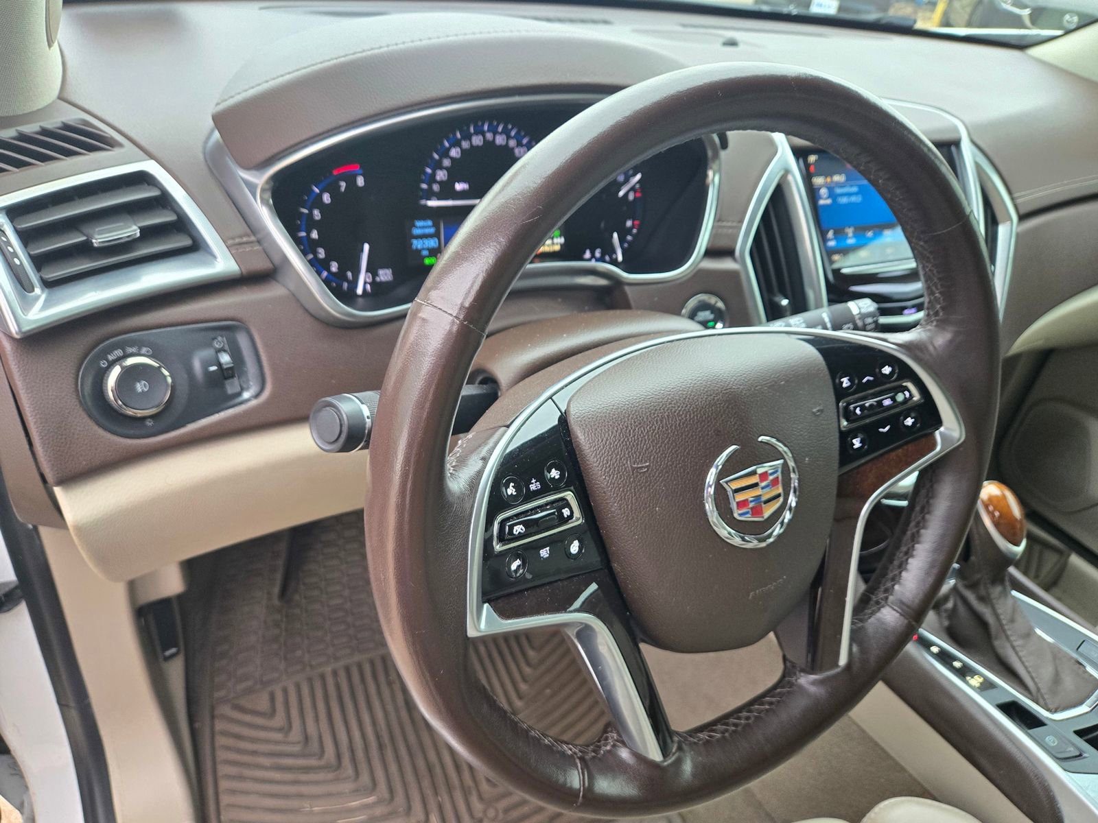 Used 2015 Cadillac SRX Performance w/ Driver Awareness Package image 9