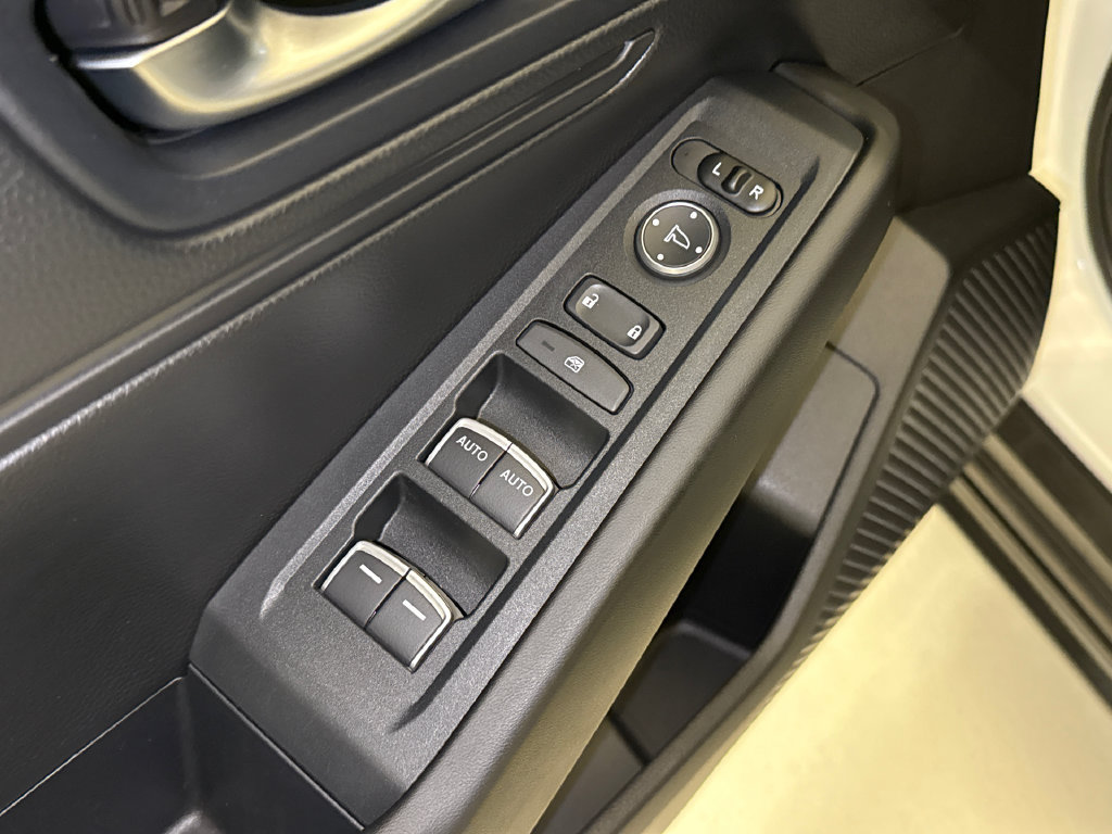 Certified 2023 Honda Accord LX image 19
