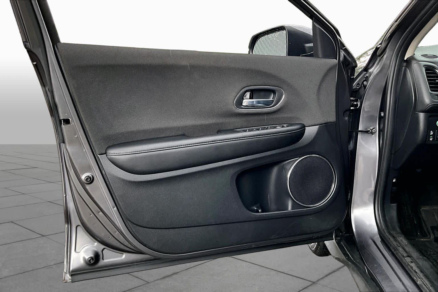 Used 2022 Honda HR-V EX image 22