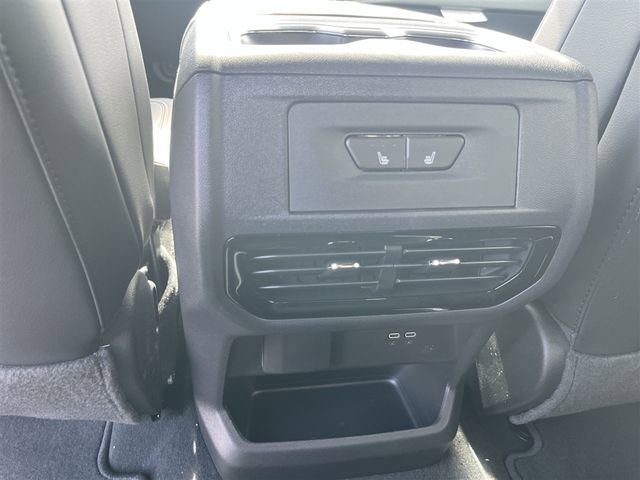 New 2025 Chevrolet Silverado EV LT image 21