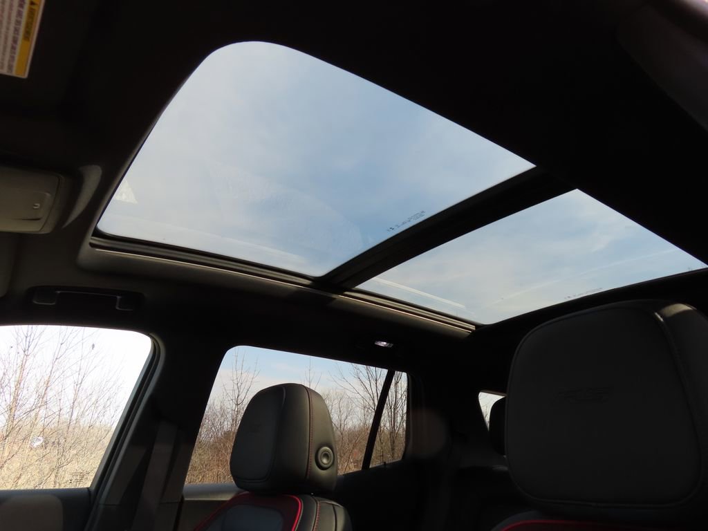 New 2026 Chevrolet Equinox RS w/ Convenience Package III image 7