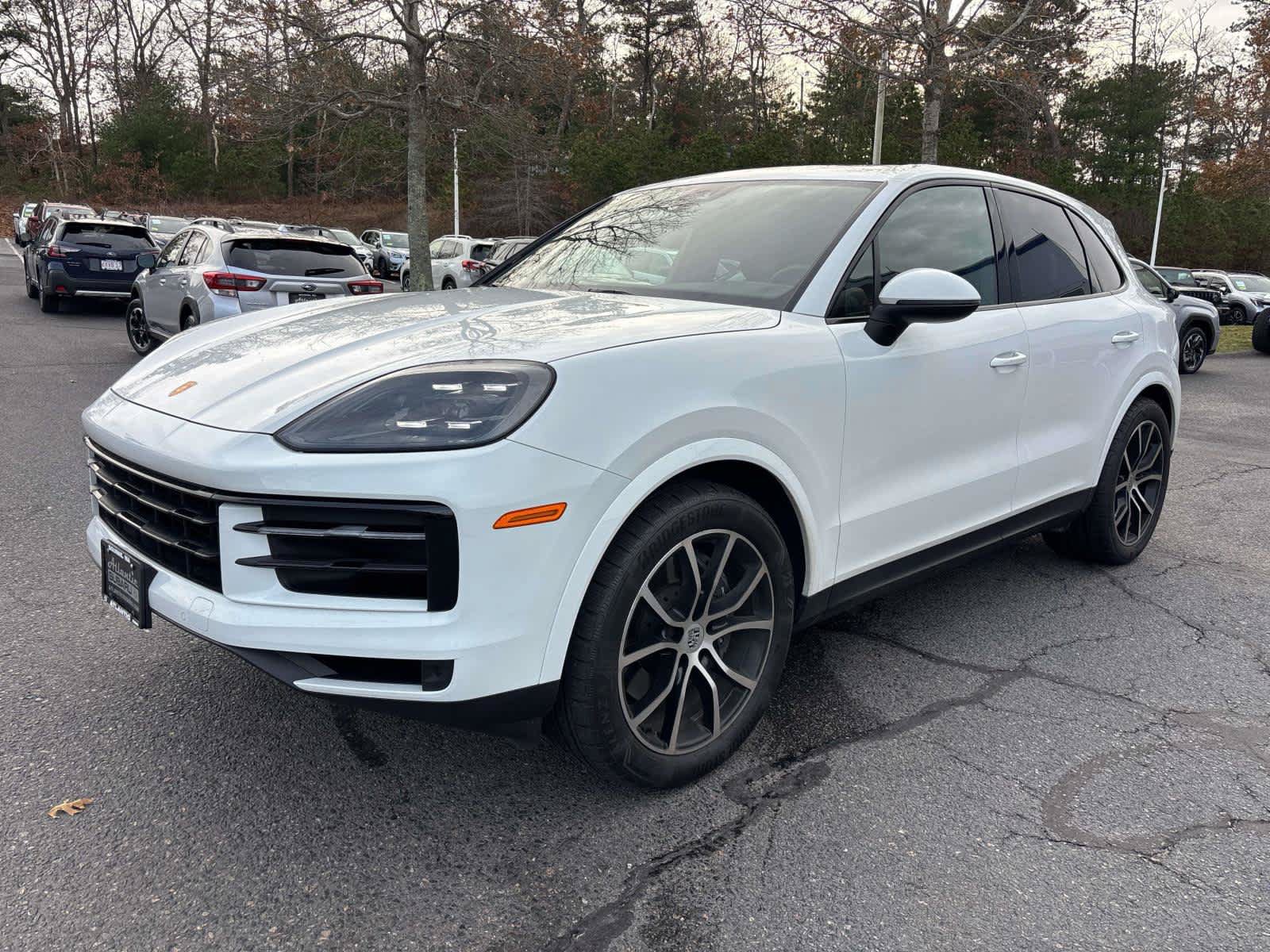Used 2024 Porsche Cayenne AWD/4WD image 5