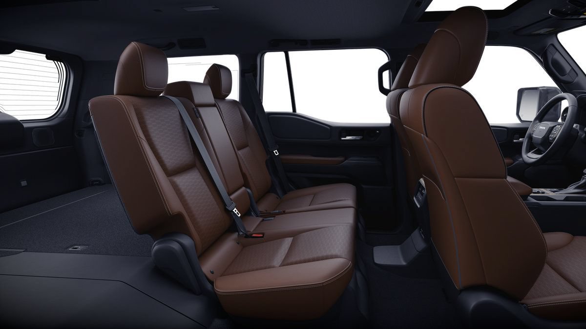 New 2027 Toyota Land Cruiser w/ Premium Package AWD/4WD image 21