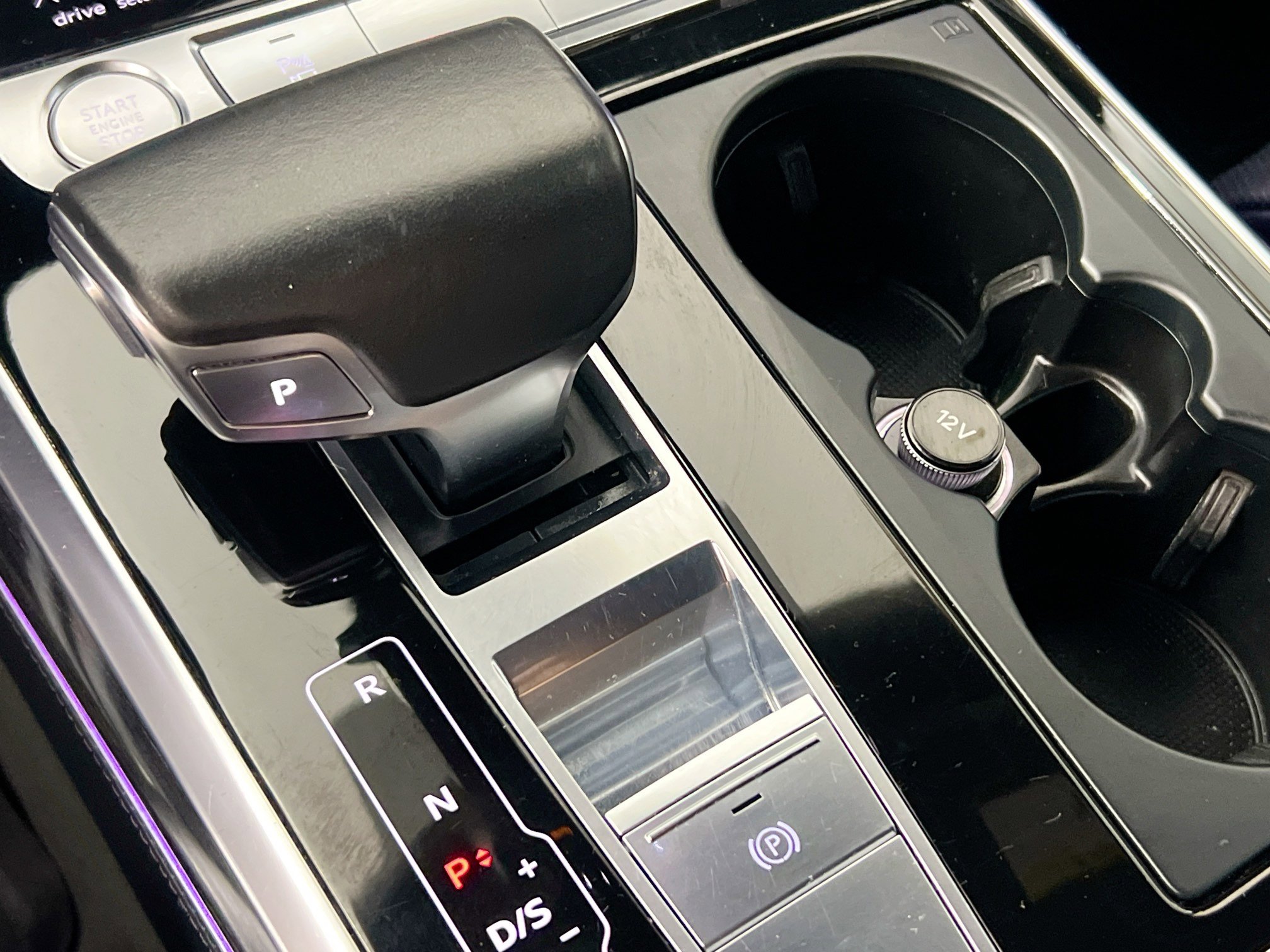 Used 2019 Audi Q8 Prestige w/ Luxury Package image 25