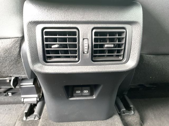 Certified 2023 Toyota Venza LE image 31
