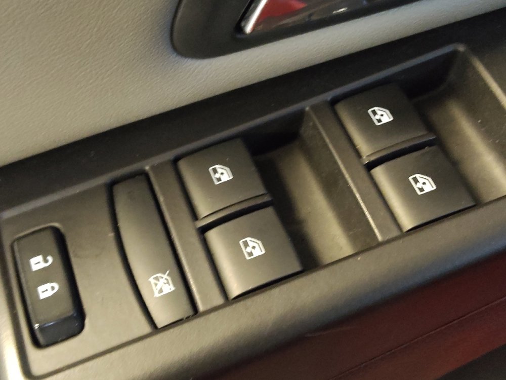 Used 2016 Chevrolet Cruze LT image 27