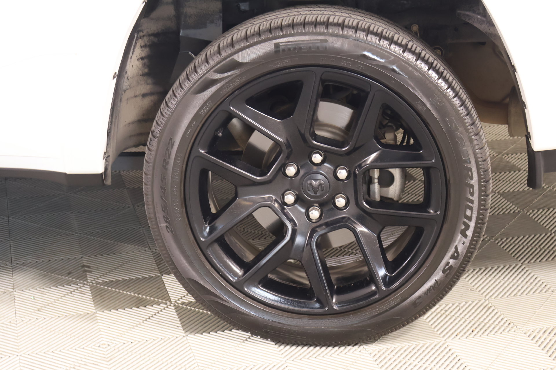 Used 2022 RAM 1500 Laramie AWD/4WD image 19