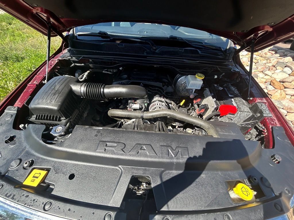 Used 2020 RAM 1500 Laramie AWD/4WD image 32