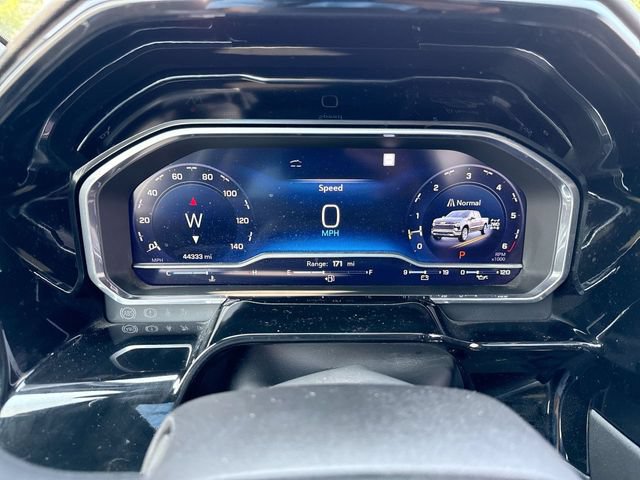 Used 2023 Chevrolet Silverado 1500 LTZ w/ LTZ Premium Package AWD/4WD image 15