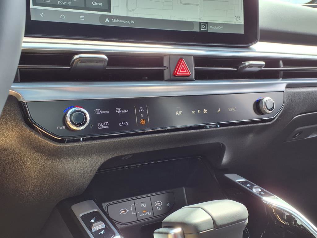 New 2026 Kia Sorento SX Prestige image 17