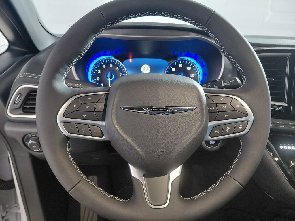 New 2026 Chrysler Pacifica Select AWD/4WD image 19