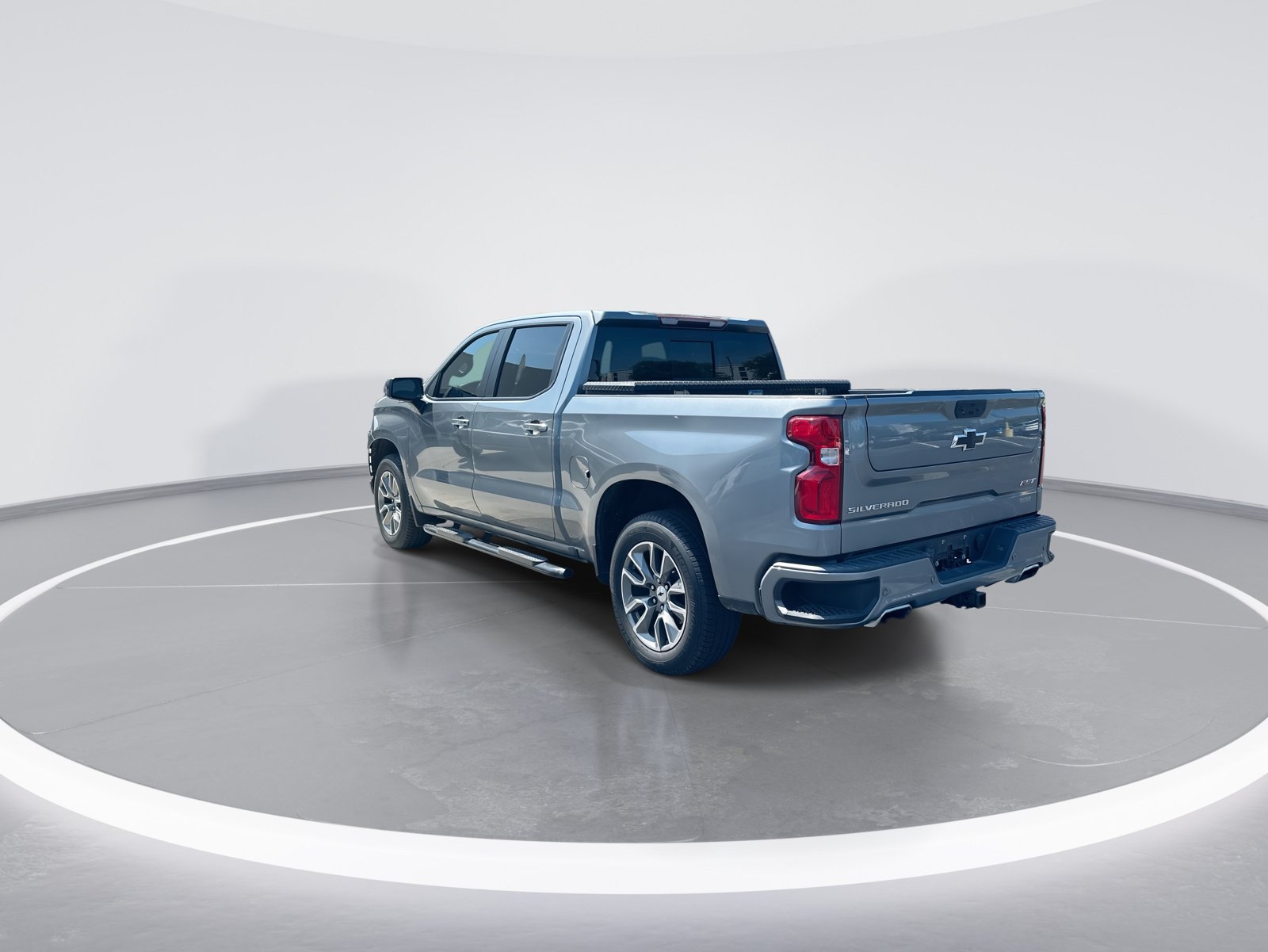 Used 2021 Chevrolet Silverado 1500 RST w/ Convenience Package II AWD/4WD image 7