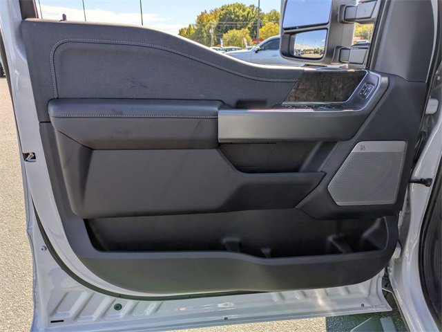 New 2026 Ford F250 Lariat w/ Black Appearance Package image 12