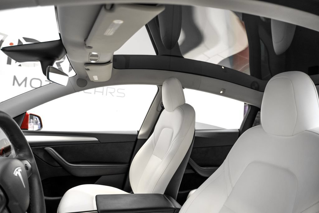Used 2023 Tesla Model Y AWD image 5