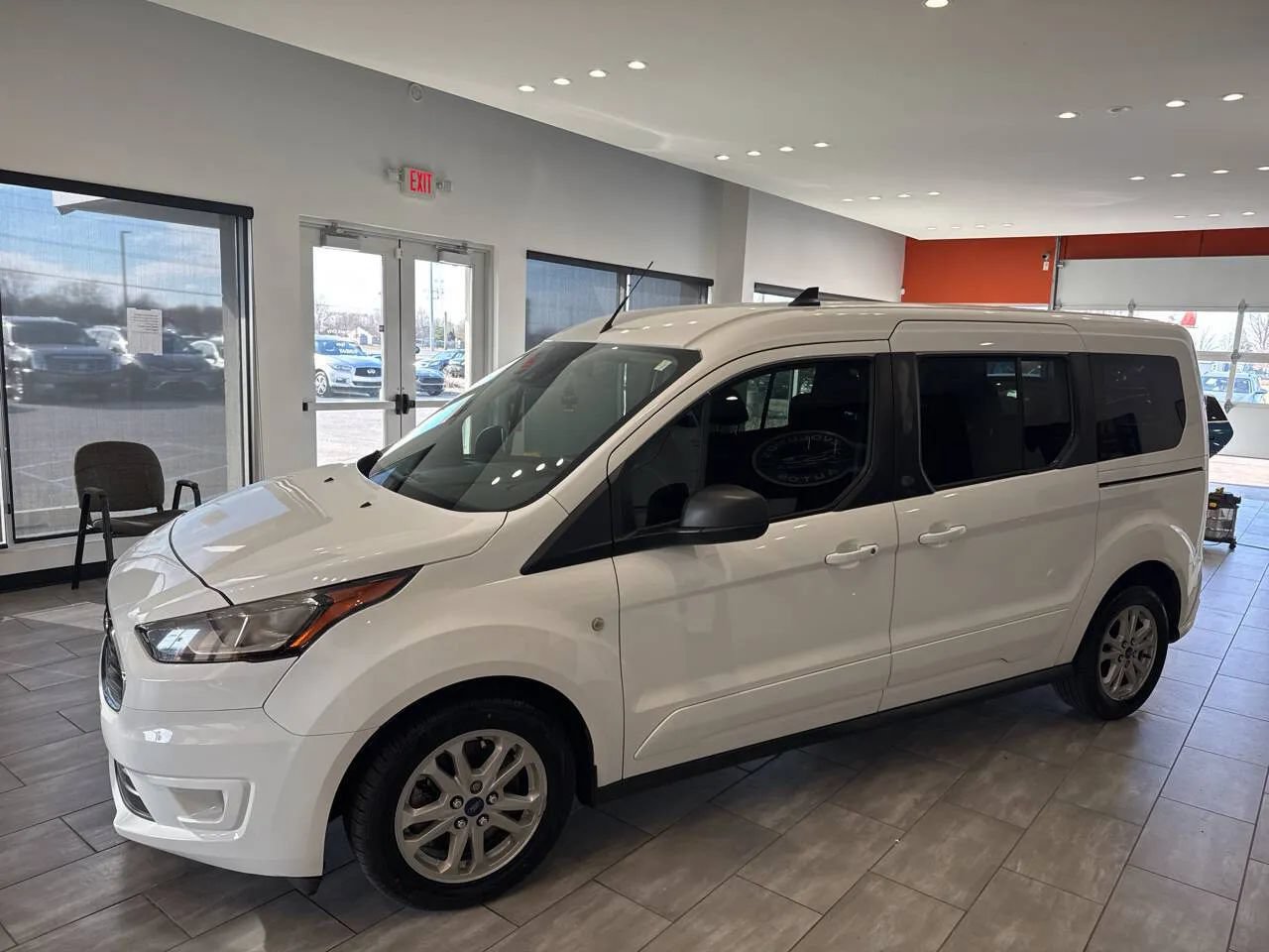 Used 2022 Ford Transit Connect XLT FWD image 15